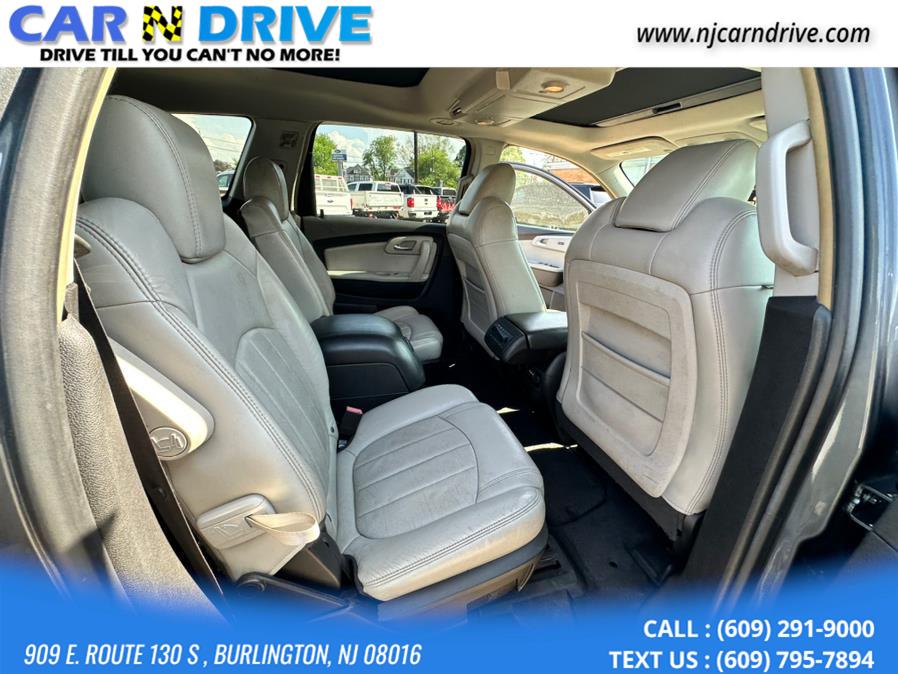 2009 Chevrolet Traverse LTZ photo