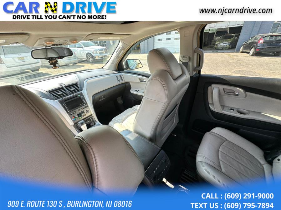 2009 Chevrolet Traverse LTZ photo