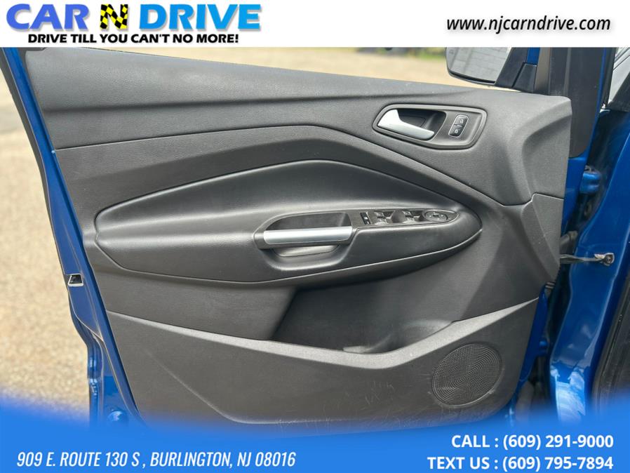 2019 Ford Escape SEL photo