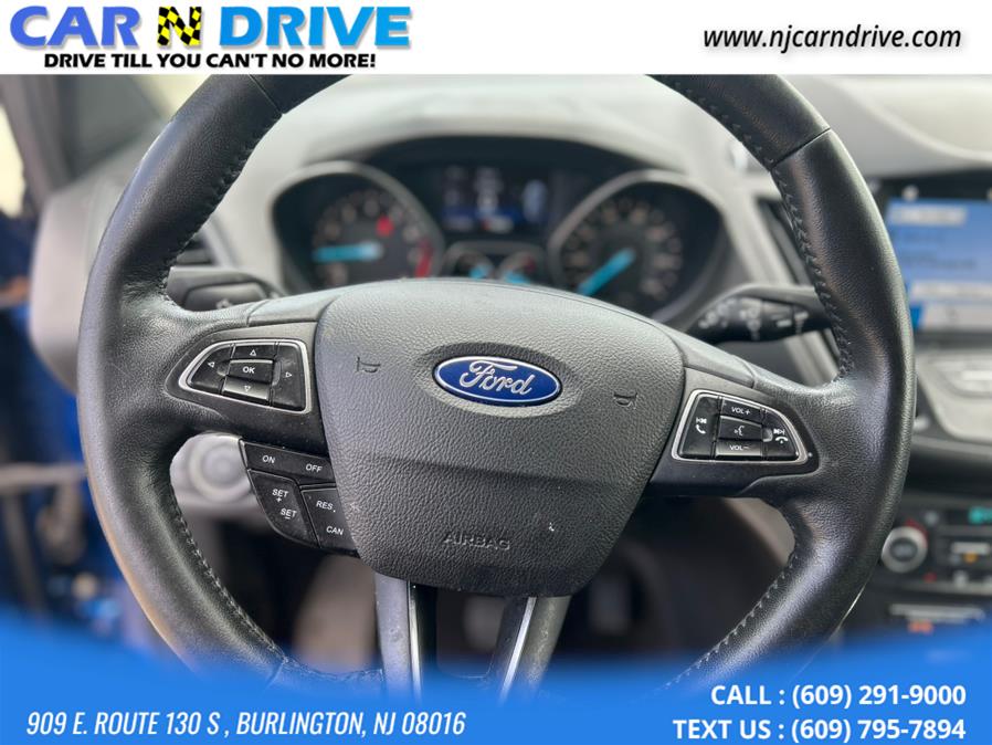 2019 Ford Escape SEL photo