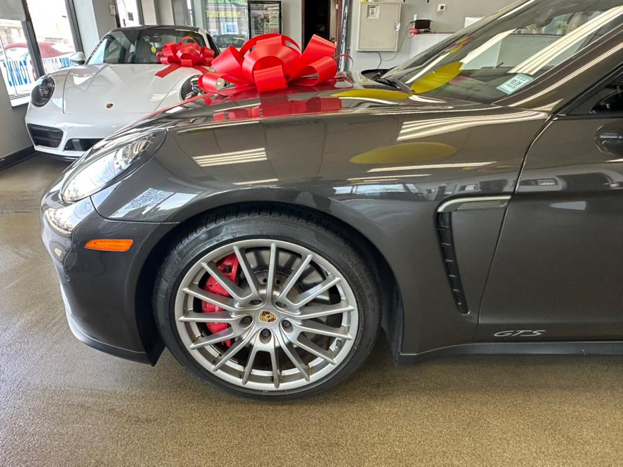 2016 Porsche Panamera 4dr HB GTS photo