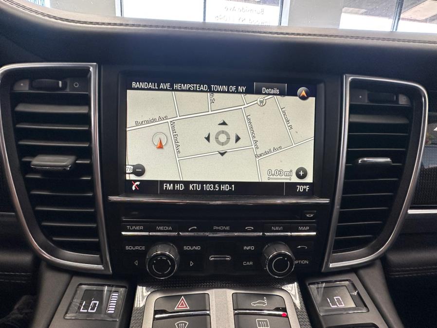 2016 Porsche Panamera 4dr HB GTS photo