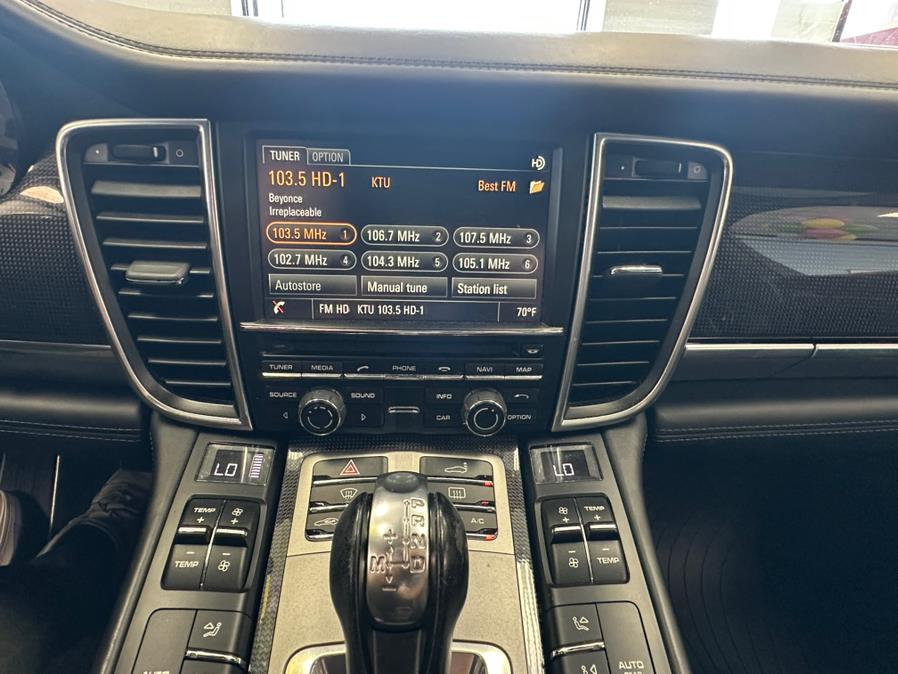 2016 Porsche Panamera 4dr HB GTS photo