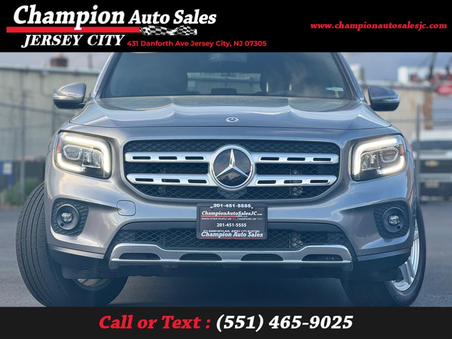 2022 Mercedes-Benz GLB GLB 250 4MATIC SUV photo