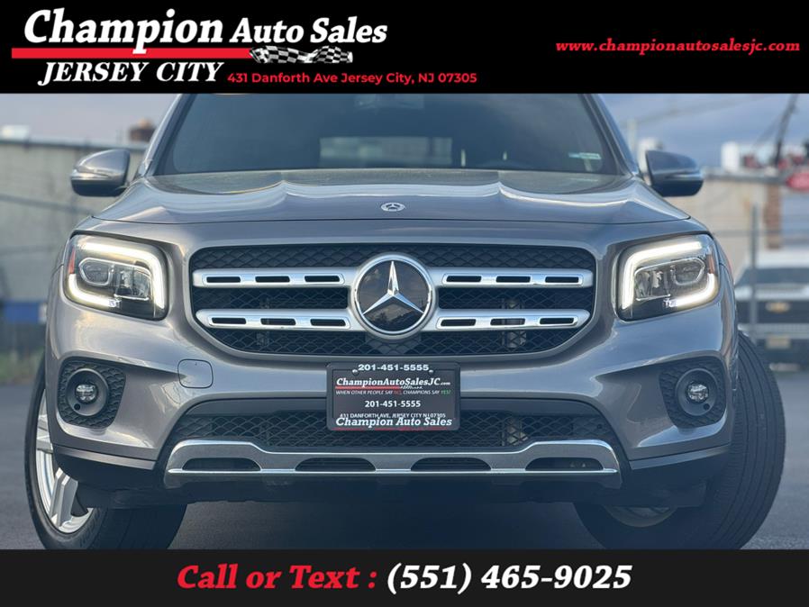 2022 Mercedes-Benz GLB GLB 250 4MATIC SUV photo
