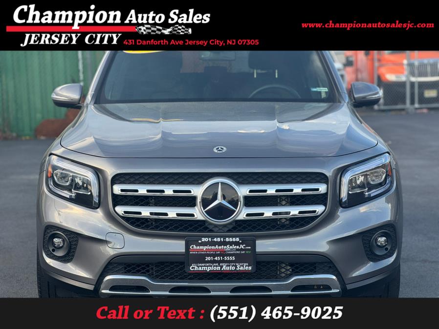 2022 Mercedes-Benz GLB GLB 250 4MATIC SUV photo
