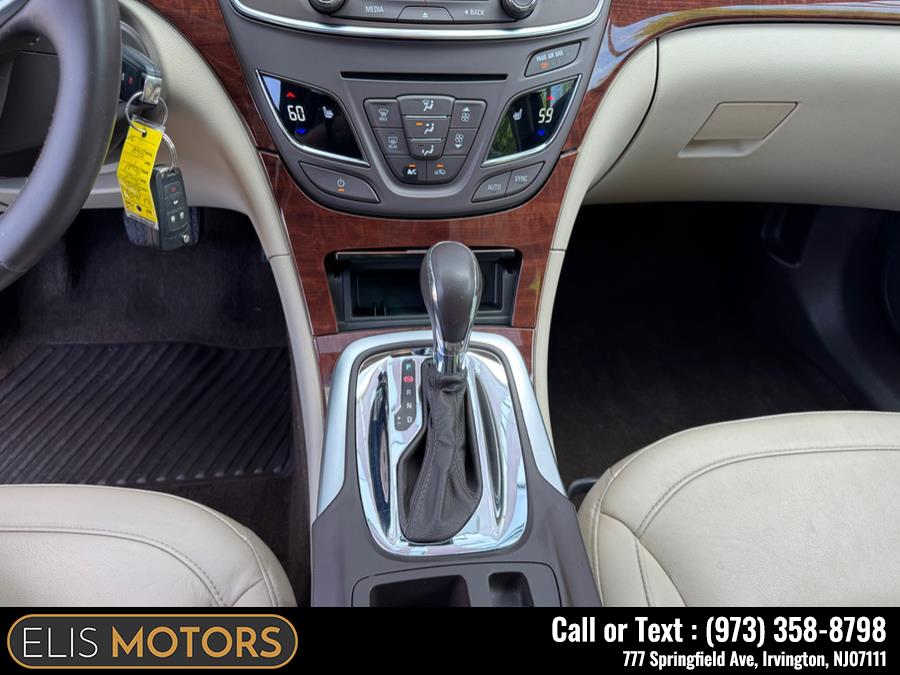 2015 Buick Regal 4dr Sdn Turbo FWD photo