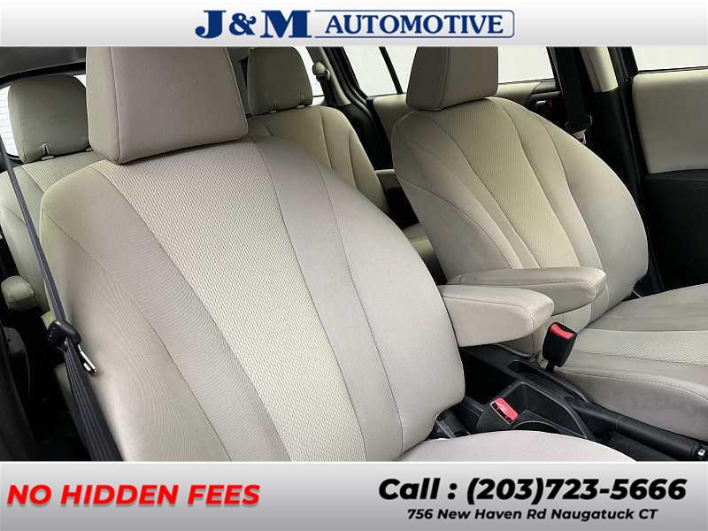 2013 Mazda Mazda5 Sport photo