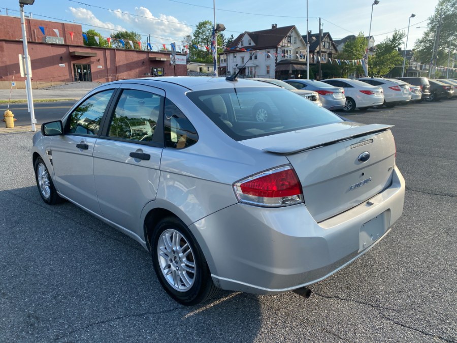 2008 Ford Focus SE photo