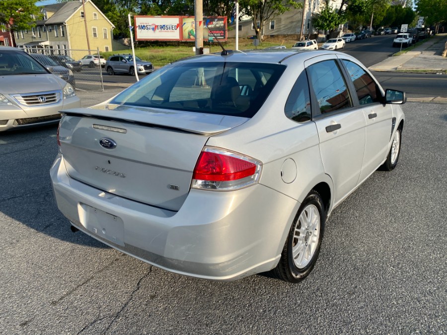 2008 Ford Focus SE photo