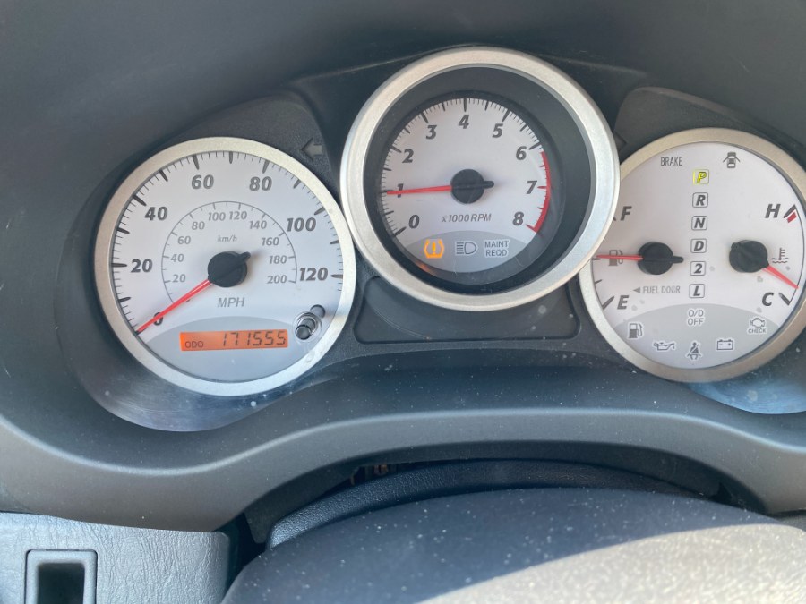 2005 Toyota RAV4 photo