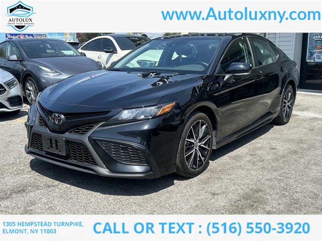 2023 Toyota Camry Hybrid SE Nightshade photo
