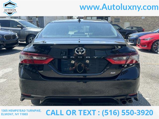 2023 Toyota Camry Hybrid SE Nightshade photo