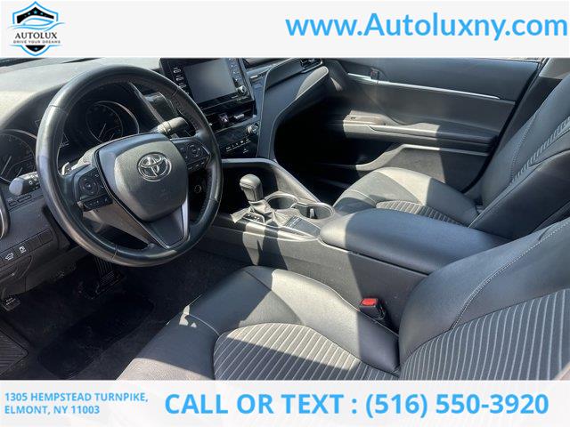 2023 Toyota Camry Hybrid SE Nightshade photo