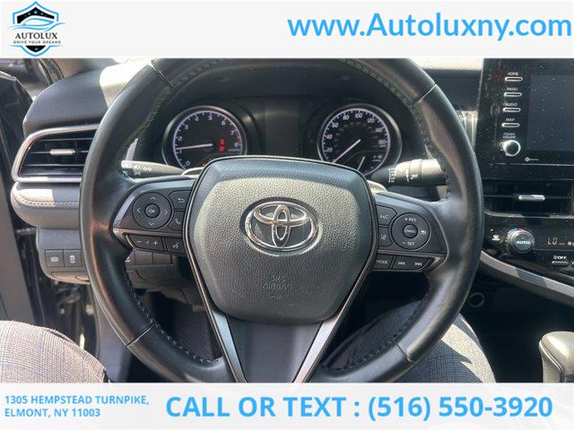 2023 Toyota Camry Hybrid SE Nightshade photo