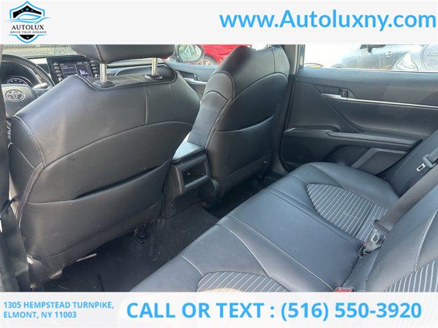 2023 Toyota Camry Hybrid SE Nightshade photo