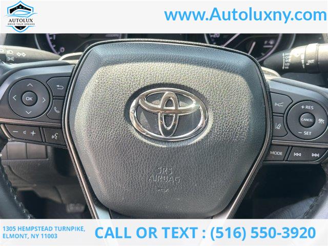 2023 Toyota Camry Hybrid SE Nightshade photo