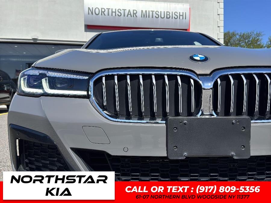 2022 BMW 5-Series 530i xDrive photo