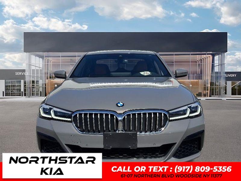 2022 BMW 5-Series 530i xDrive photo