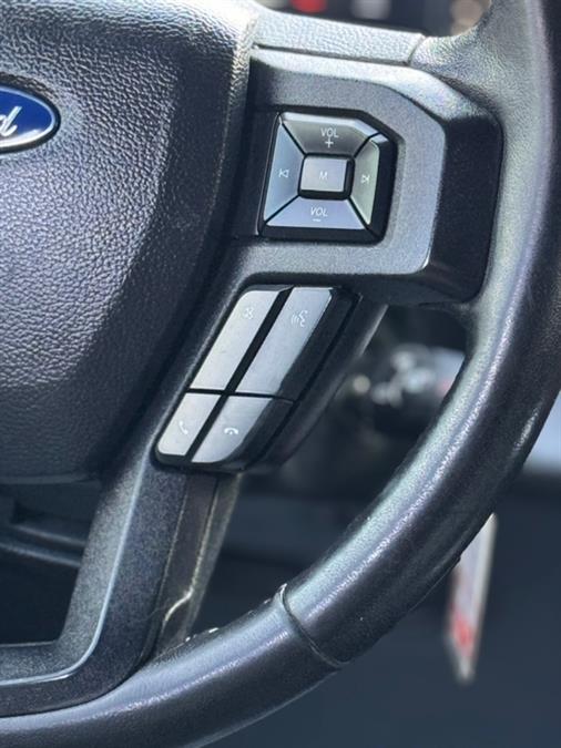 2018 Ford F-150 XLT 4WD SuperCrew 5.5'' Box photo