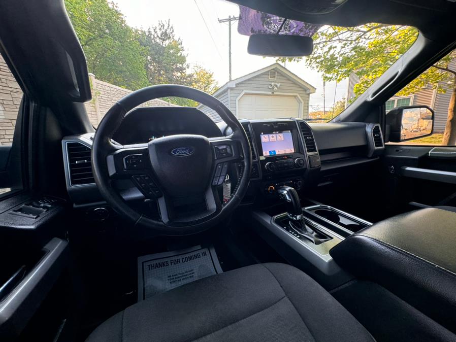 2018 Ford F-150 XLT 4WD SuperCrew 5.5'' Box photo
