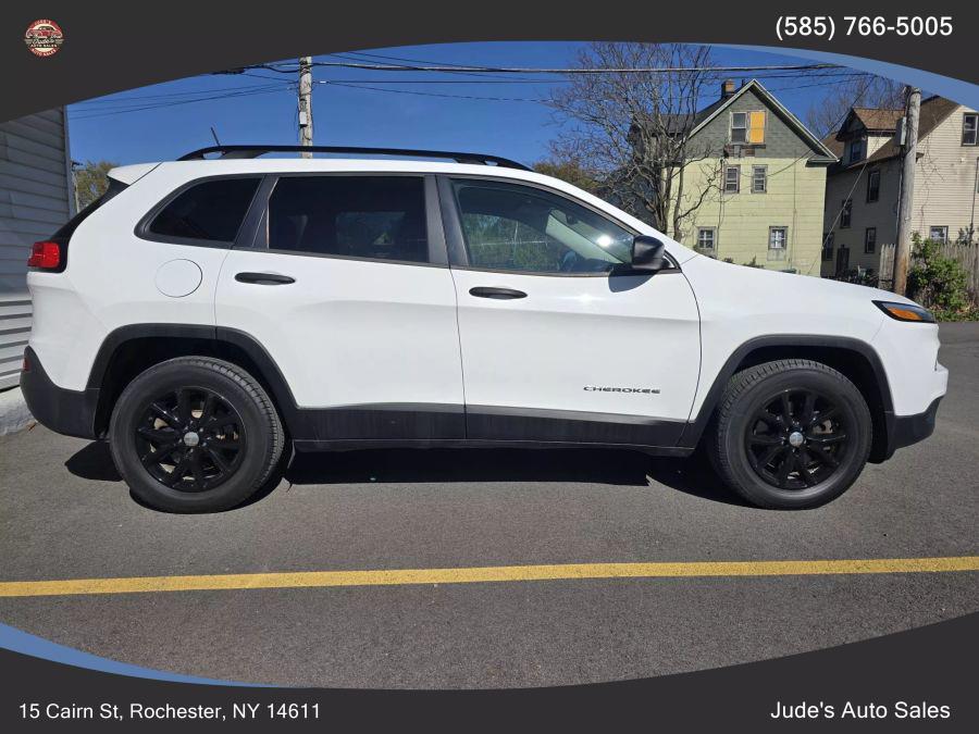 2016 Jeep Cherokee Sport SUV 4D photo