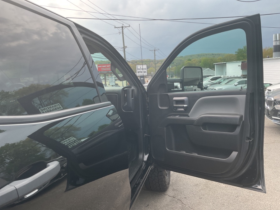 2019 Chevrolet Silverado 2500HD 4WD Crew Cab 153.7