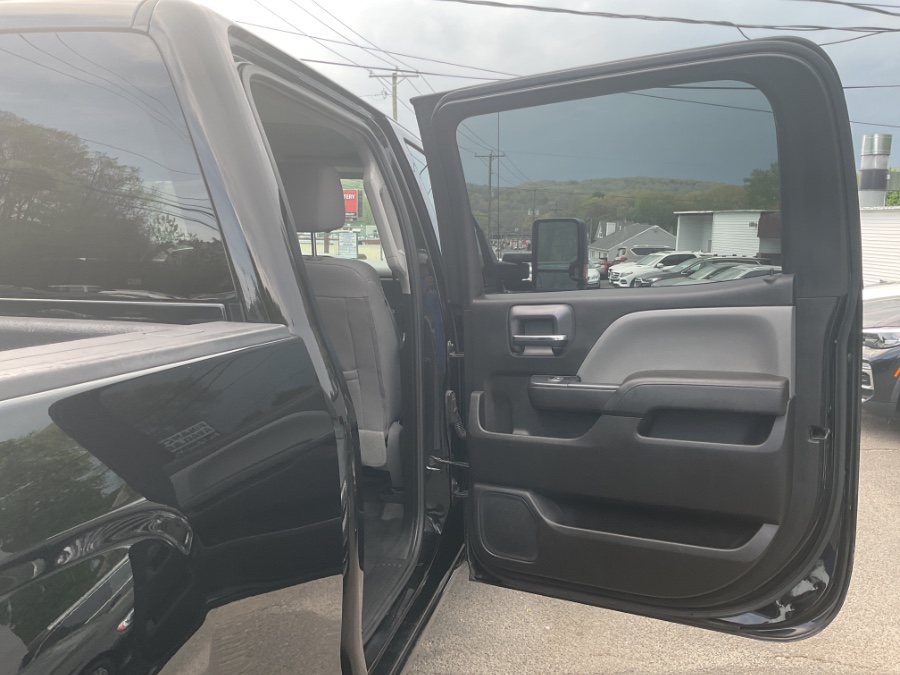 2019 Chevrolet Silverado 2500HD 4WD Crew Cab 153.7