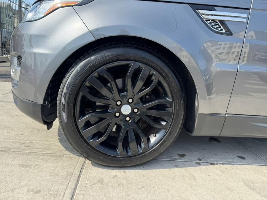 2017 Land Rover Range Rover Sport V6 Supercharged HSE photo