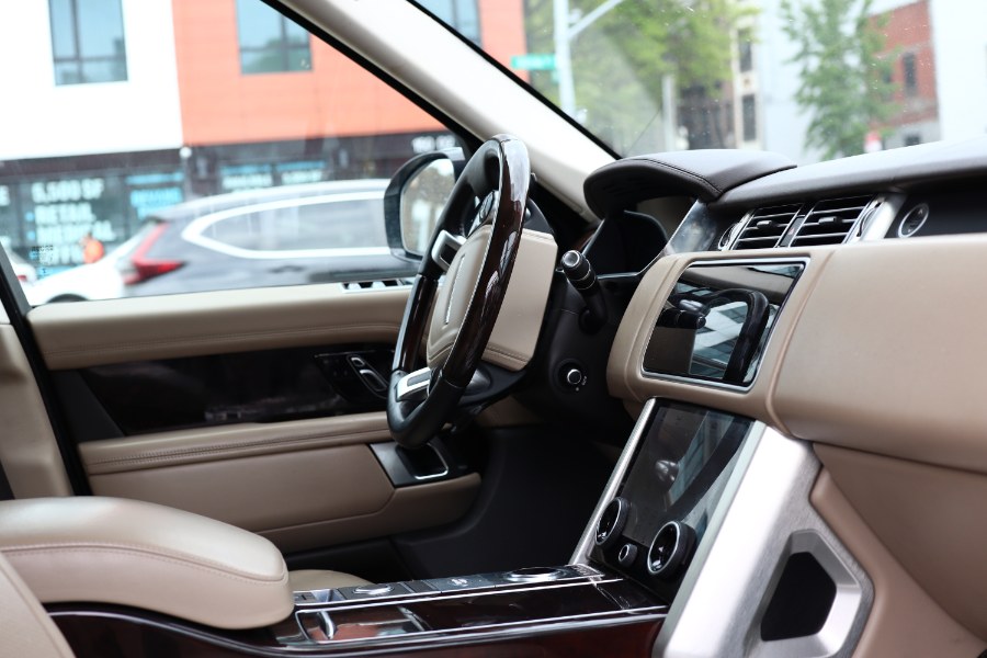 2020 Land Rover Range Rover HSE SWB photo