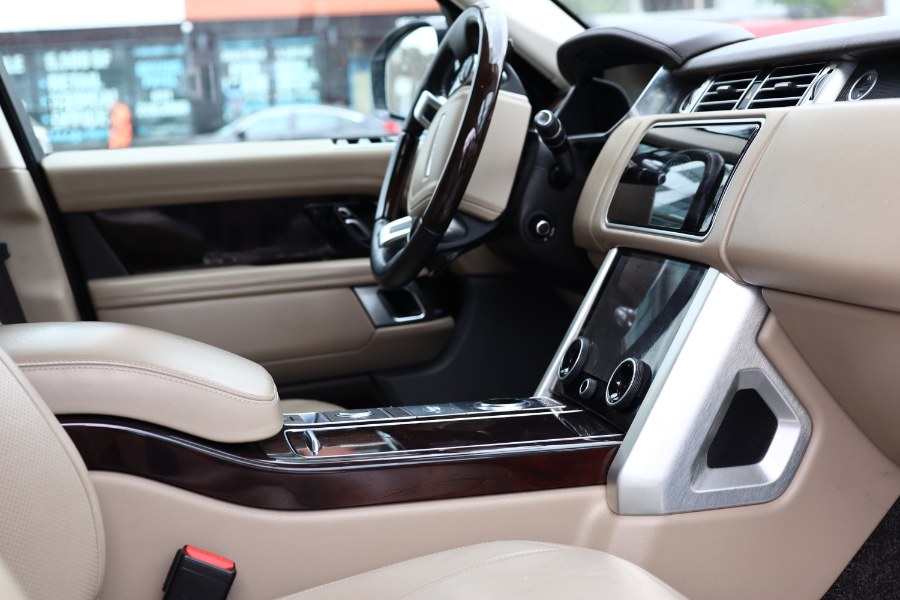 2020 Land Rover Range Rover HSE SWB photo