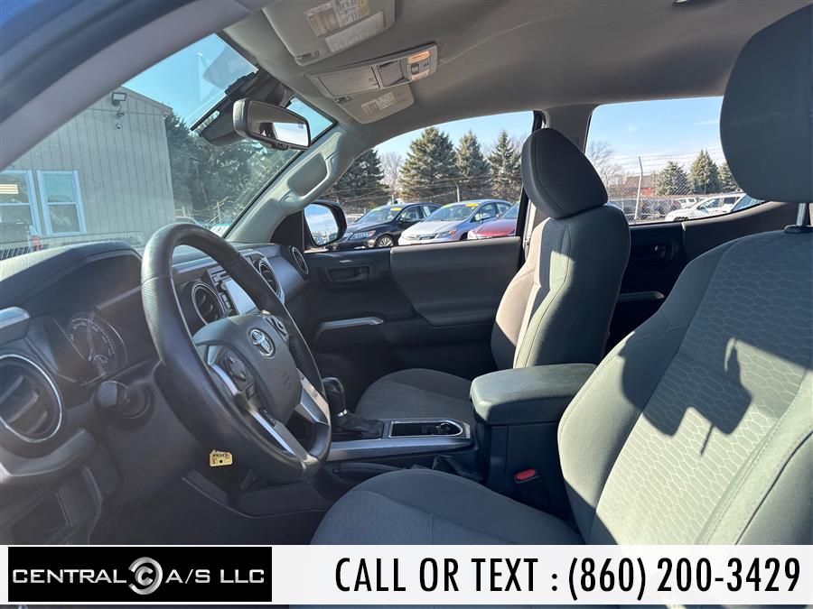 2018 Toyota Tacoma SR5 Double Cab 5'' Bed V6 4x4  photo