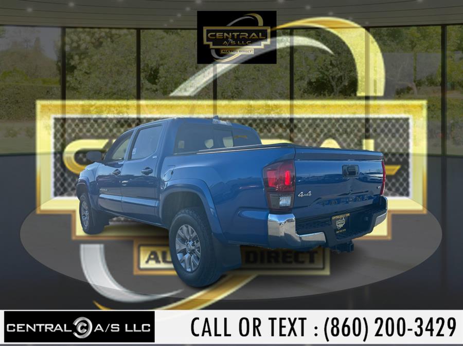 2018 Toyota Tacoma SR5 Double Cab 5'' Bed V6 4x4  photo