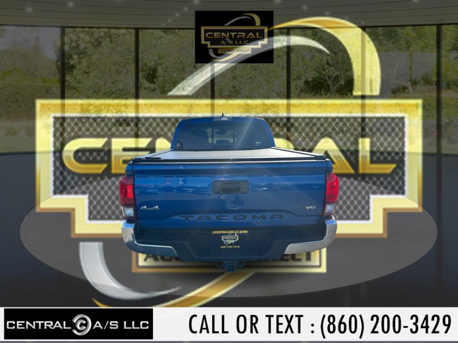 2018 Toyota Tacoma SR5 Double Cab 5'' Bed V6 4x4  photo