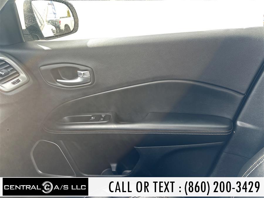 2018 Jeep Compass Latitude 4x4 photo