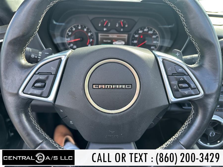 2017 Chevrolet Camaro 2dr Conv 1LT photo