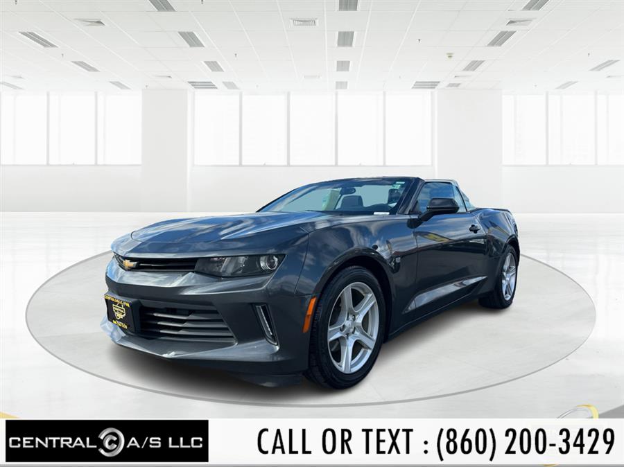 2017 Chevrolet Camaro 2dr Conv 1LT photo