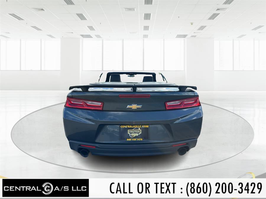 2017 Chevrolet Camaro 2dr Conv 1LT photo