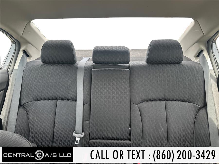 2012 Subaru Legacy 2.5i Premium photo