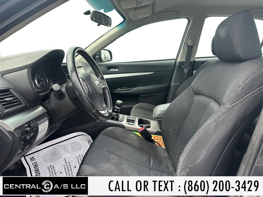 2012 Subaru Legacy 2.5i Premium photo