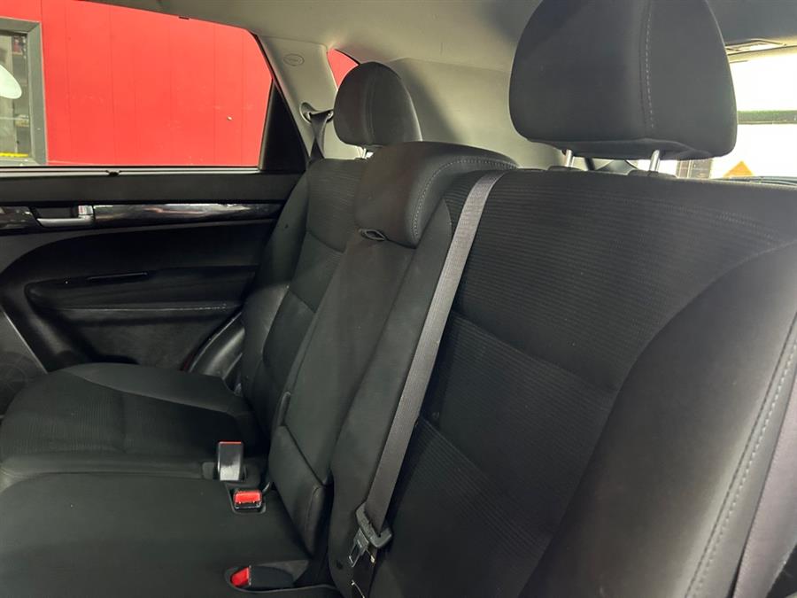 2014 Kia Sorento LX photo