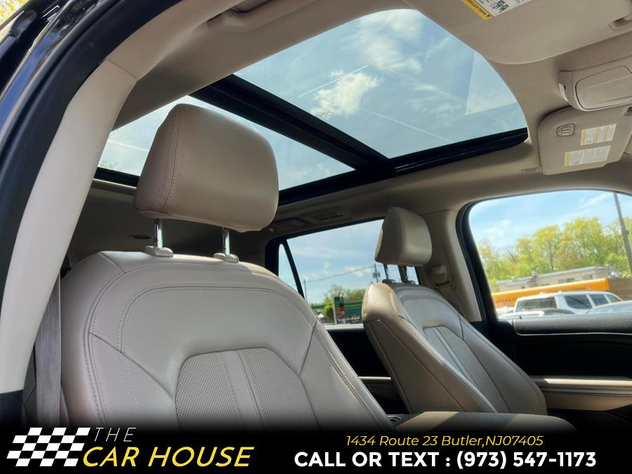 2022 Ford Expedition Limited 4x4 photo