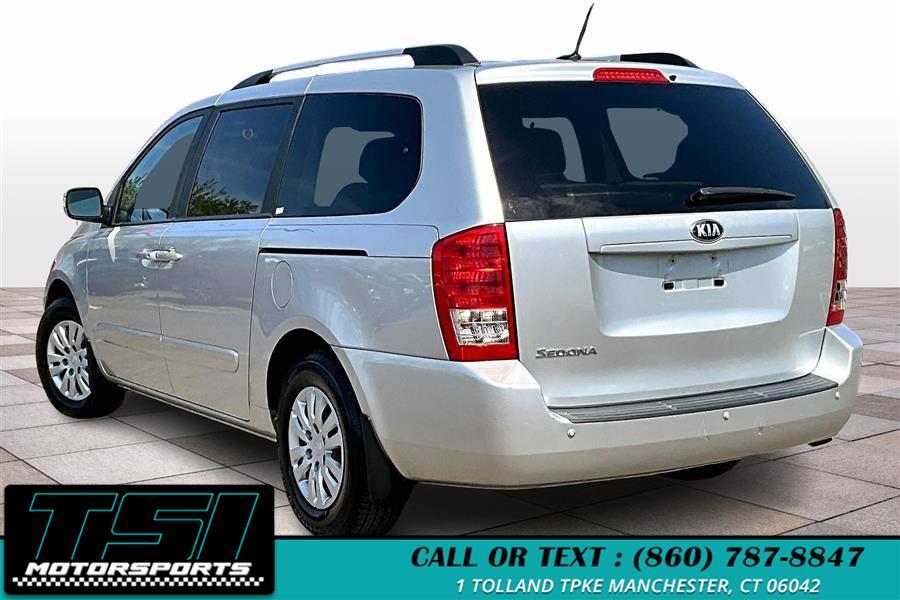 2014 Kia Sedona LX photo