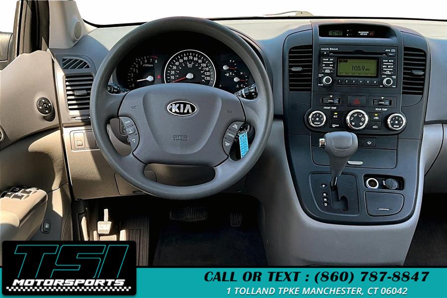2014 Kia Sedona LX photo