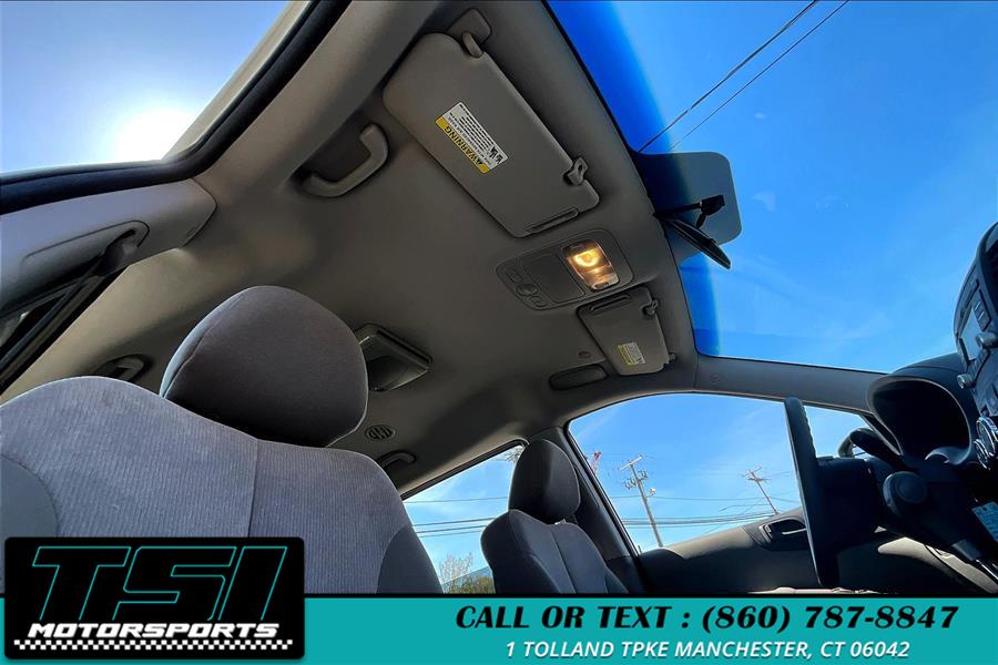 2014 Kia Sedona LX photo