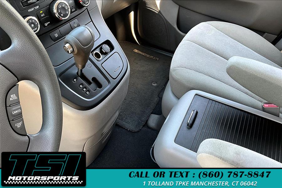2014 Kia Sedona LX photo