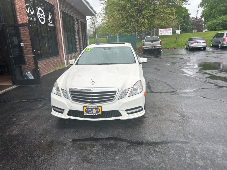 2012 Mercedes-Benz E-Class E350 4MATIC Luxury photo