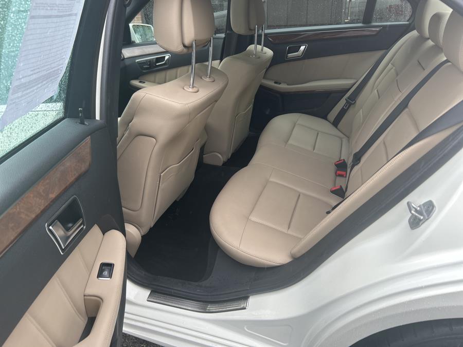 2012 Mercedes-Benz E-Class E350 4MATIC Luxury photo