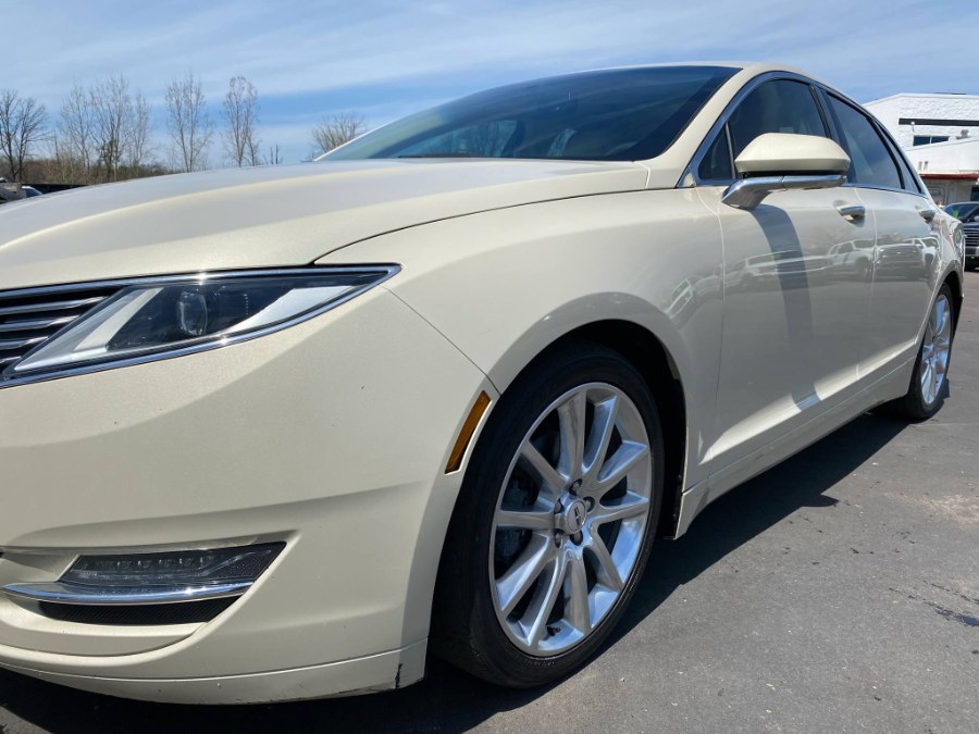 2015 Lincoln MKZ 4dr Sdn Hybrid FWD photo