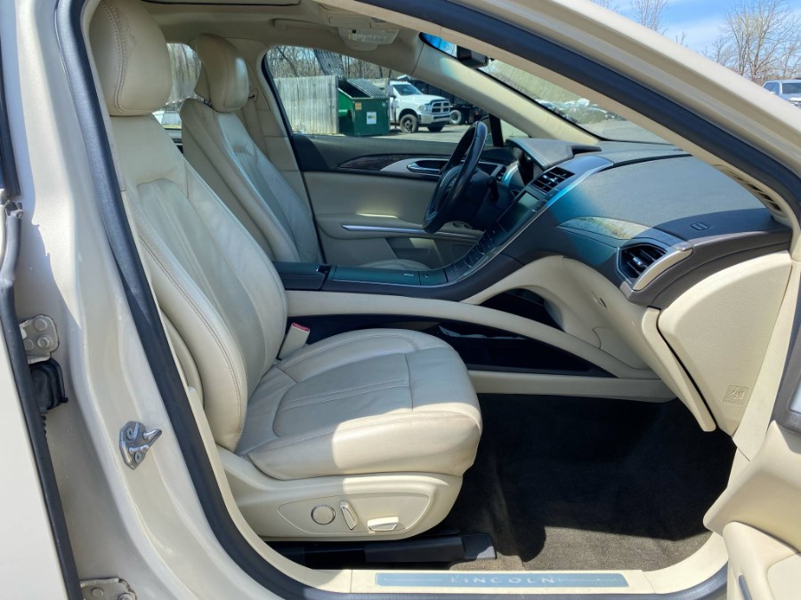 2015 Lincoln MKZ 4dr Sdn Hybrid FWD photo